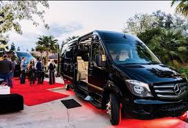 Rental Vans Chicago Vans With Captain Seats 15 Passenger Van Rental Vans Car Rental