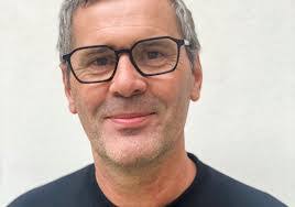 Eric Constantin's Instagram, Twitter & Facebook