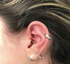 Pin By Ash On Piercing And Other Stuff Jewelry Tattoo Cute Ear Piercings Tragus Piercing Jewelry