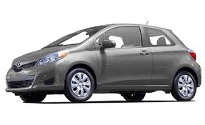 The most accurate toyota yaris mpg estimates based on real world results of 37.8 million miles driven in 1,880 toyota yaris. 2012 Toyota Yaris Le 3dr Liftback Auto Natl Features And Specs