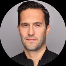 Marco A. Casas (@micasastucasas)