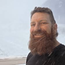 how do plumbers utilize 3 drawer units in their pack out?