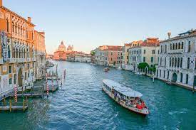 With its central location, this is a great spot to stay in venice if you are short on time. Where To Stay In Venice Italy Best Hotels And Neighborhoods