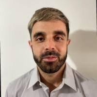 40+ perfiles de «Fastuca»