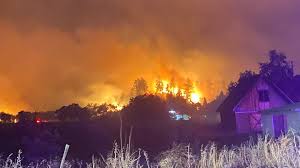 The map above shows latest evacuation updates from orange county emergency officials (zoom in by holding alt and pressing your keyboard's + key). Sonoma Napa County Fire Evacuations Maps For Glass Fire Abc10 Com