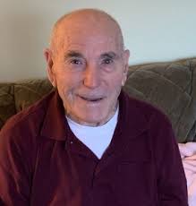 Roundup: Hillspoint Home, Compo Cove, Christian Soriano …