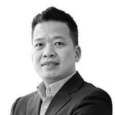 Thuc Bui's Instagram, Twitter & Facebook