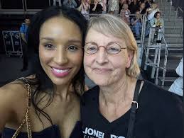 Drizzt and Wulfgar's encounter with Agatha the Banshee in the Dark Elf  series