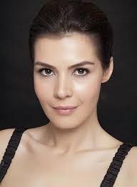 صور رفيف بطلة مسلسل لعبة القدر خديجة شنديل hatice sendil mimik aarau indisch