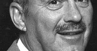 Kenneth Albrecht's Instagram, Twitter & Facebook