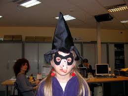 Una din cele ai mari unităţi de învăţământ din judeţul sibiu a fost devastată de hoţi, în noaptea de luni spre marţi. Scoala Gimnaziala Regina Maria Sibiu