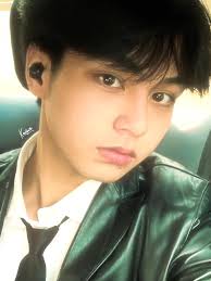 Julijo Lukas, the Main Visual and Leader of Cloud 7 OMFG, THAT INSANE FACE  CARD! 🤷🏻‍♂️ #C7_LUKAS #cloud7 #PPOPrise