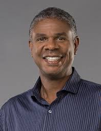 Wayne Sutherland's Instagram, Twitter & Facebook