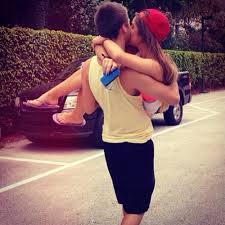 Savannah has a younger brother named sebastian. Story Of Love Relationships In The Digital Public Eye Ypulse