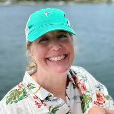 Heidi Horne's Instagram, Twitter & Facebook