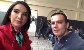 Agredieron a juan diego alvira en suba mientras reportaba sobre protestas del paro nacional. Juan Diego Alvira Se Hizo Viral Tras Explicar Con Plastilina Los Danos De Las Drogas Diario Del Cauca
