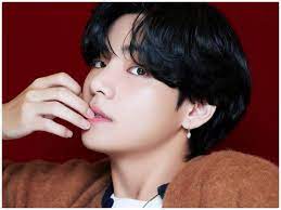 Like jungkook, he said he would also like to try something similar to the rap line, delivering lyrics more like talking. suga then offered to write v a bossa nova (a style of samba originating in brazil). Bts Member V Opens Up About The Musicians Who Have Inspired Him K Pop Movie News Times Of India