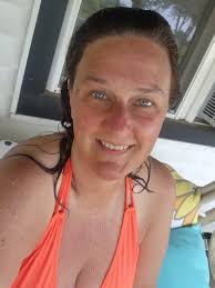 Enjoying a beautiful day in Illinois by the pool