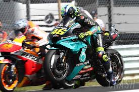 Writing on his social accounts, the doc says after a careful visit we can tell you that franci is pregnant! Austrian Motogp Valentino Rossi Explains Why He Loses Out At The Starts Motogp News