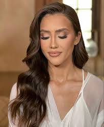 Kathryn Peyton's Instagram, Twitter & Facebook