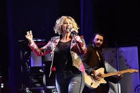 Keine registrierung notwendig, einfach kaufen. Beatrice Egli Live Bilder Der Wohlfuhlgarantie Tour In Frankfurt Regioactive De