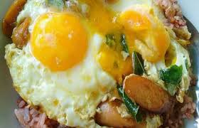 Iris tipis/haluskan bawang putih, iris cabe dan daun bawang. Resep Telur Cabe Ijo Daun Jeruk Fav Paksu Dengan Bahan Sederhana Cek Resep