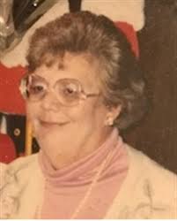 Linda Braune's Instagram, Twitter & Facebook