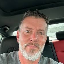 Dena Hogue's Instagram, Twitter & Facebook