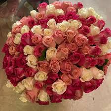 Picked up this beautiful flower arrangement from daisy's. Daisy Flowers Facebook