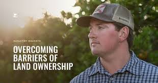 Autumn Buffington's Instagram, Twitter & Facebook