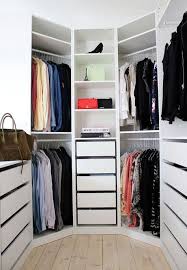 Corner sectional wooden wardrobe design by molteni design team via archiproducts the tastefully colored corner wardrobe will not just add an edge to your bedroom. Bedroom Wardrobe Corner Walk In 28 Ideas Walk In Closet Ikea Small Dressing Rooms Closet Bedroom