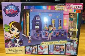 Littlest Pet Shop Blythe Bedroom Set Toys Games Blocks Building Toys On Carousell