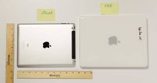 The Original Ipad Was Gigantic Ipad Iphone Apple Model