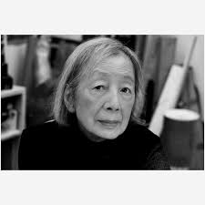 Sculptor Tamiko Kawata who largely uses the unassuming safety pin as a main  component in the complex interlocking sculptures she builds-using  repetition create energy and chaos within quiet stillness. In her artist's