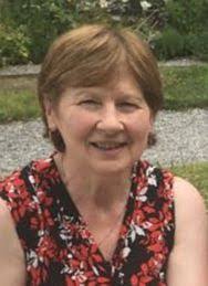 Loretta Stapleton's Instagram, Twitter & Facebook