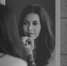 Laura Stagner's Instagram, Twitter & Facebook