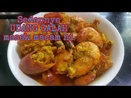 Sebetulnya, masak lemak pucuk paku lebih sedap jika kita menggunakan udang laut berbanding udang jom layan resepi yang saya gunakan hari ini. Resepi Udang Galah Udang Galah Masak Kunyit Menu Udang Galah Udang Galah Masak Udang Galah Youtube