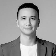 Xinyu Deng's Instagram, Twitter & Facebook