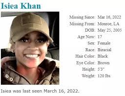 Ashley Lanclos's Instagram, Twitter & Facebook