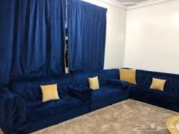 كنب متصل اللون كحلي