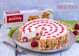 Dans un robot, disposer les pistaches et les biscuits cassés grossièrement. Cheesecake Framboise Pistache Sans Cuisson Il Etait Une Fois La Patisserie