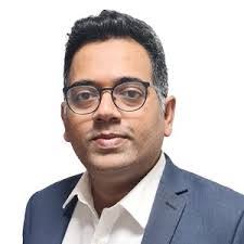 Kunal Parikh's Instagram, Twitter & Facebook