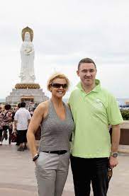 Stephen hendry is a snooker player who has a net worth of $16.5 million. Stephen Hendry I Couldn T Live With The Guilt Torment Over Affair Celebrity News Showbiz Tv Express Co Uk