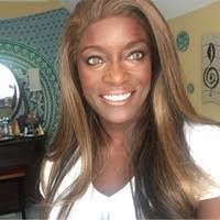 Elaine Tipton's Instagram, Twitter & Facebook