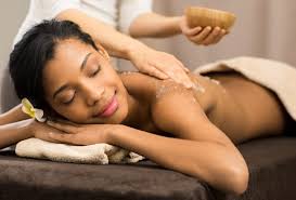 Julie Sinclair, Author at Palm Springs Life