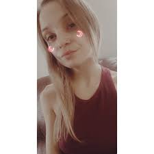 What is Harvs Island about?