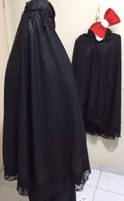 Every woman deserves quality and comfortable prayer outfit, telekung in malay language, at a fair price. Kelengkapan Haji Dan Umrah Pakej Jimat Kenapa Orang Suka Pakai Telekung Hitam Gi Haji Atau Umrah Promosi Syawal