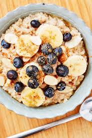 This delicious salted caramel, low calorie oatmeal is the perfect breakfast that won't put you over your calories or carbs for the day. 10 Best Low Calorie Breakfast Ideas Easy Low Cal Breakfast Recipes