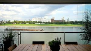 Köln hat den rheinauhafen mit drei kranhäusern direkt am rhein. Luxuswohnung Im Rheinauhafen Provista Youtube