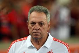 Последние твиты от abel braga (@loucoabelao). Flamengo E Punido Por Atraso Contra O Penarol E Abel Esta Suspenso Do Jogo Contra A Ldu